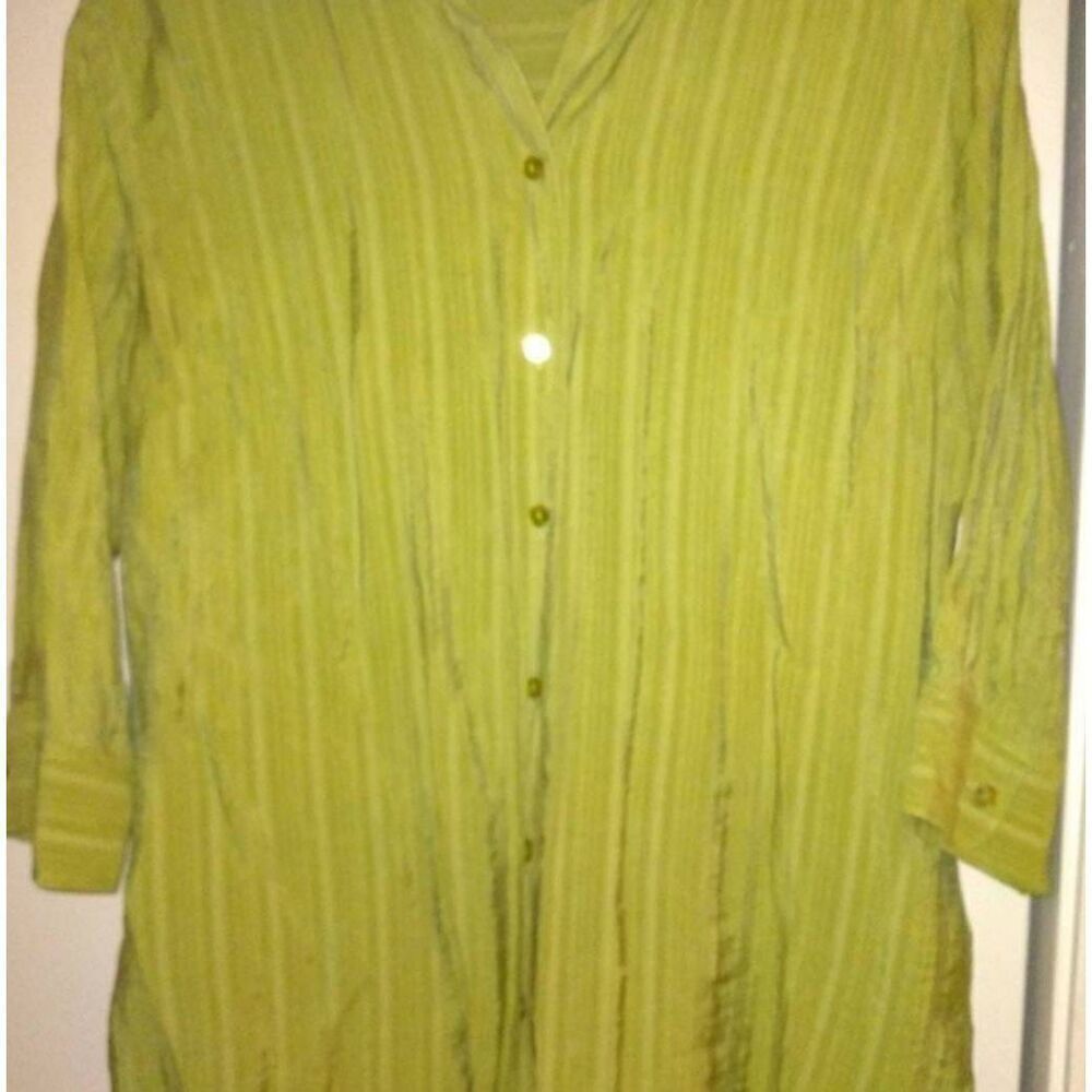 Croft & Barrow shimmery green blouse - Picture 2 of 7